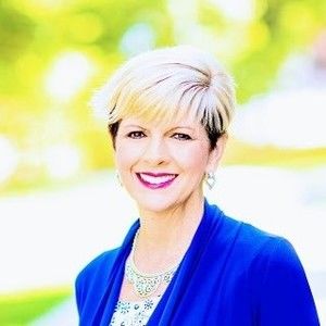 Meet your Posher, Janice